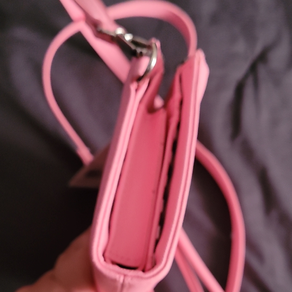 NWT Marc Tetro Pink Crossbody/ Wristlet Wallet Bag - Picture 6 of 16